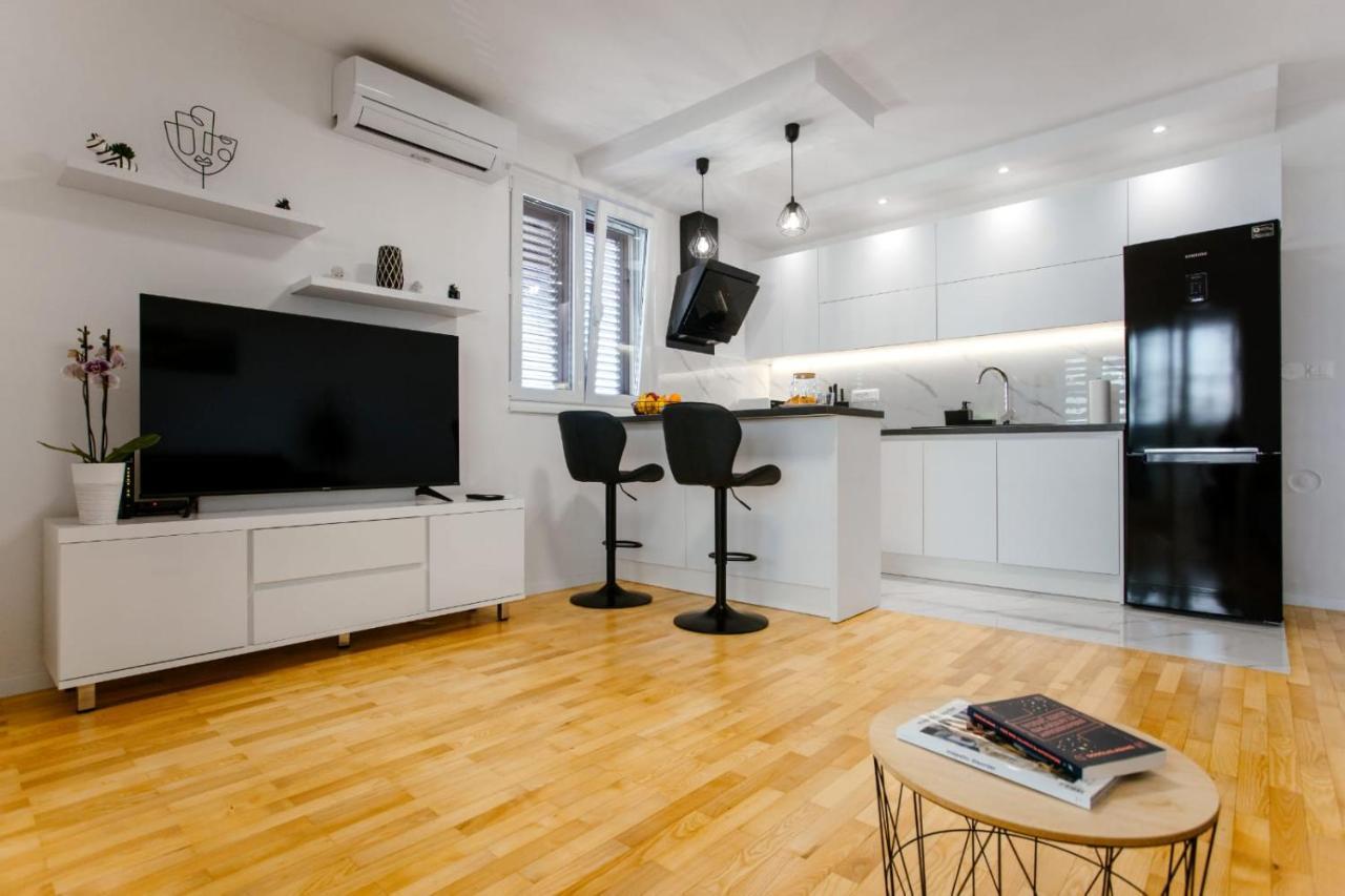 Apartment Bozic 오미스 외부 사진