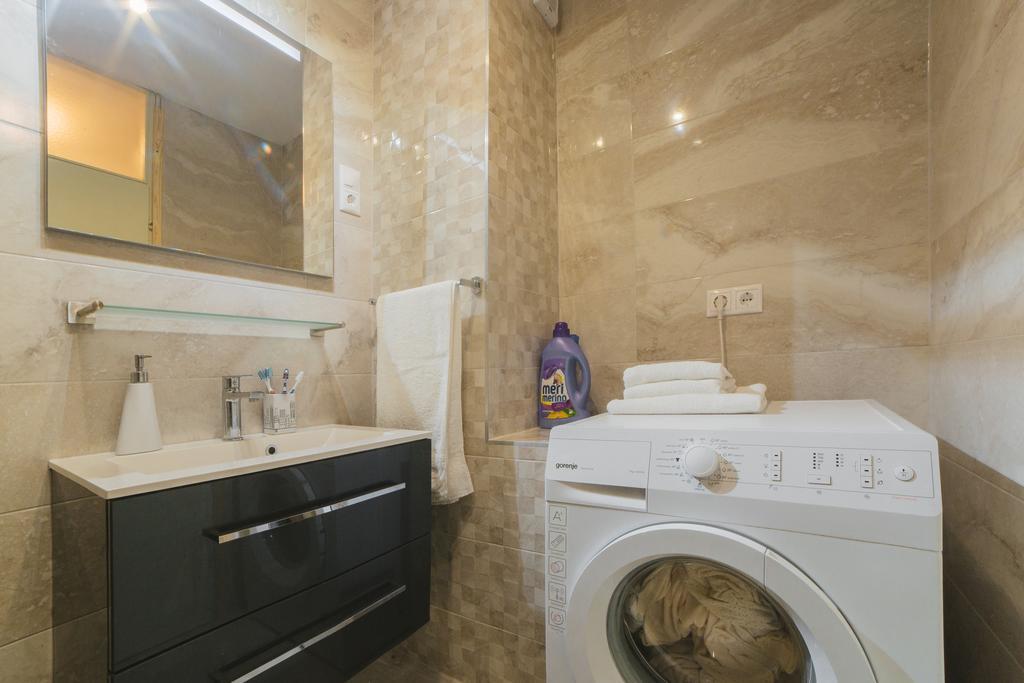 Apartment Bozic 오미스 외부 사진